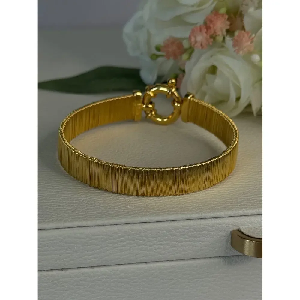 Elegant 925 Sterling Silver V Italy Gold Plated Bracelet Length 7 Inch